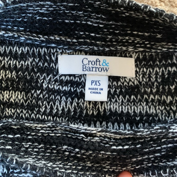 Sweater - Picture 2 of 3